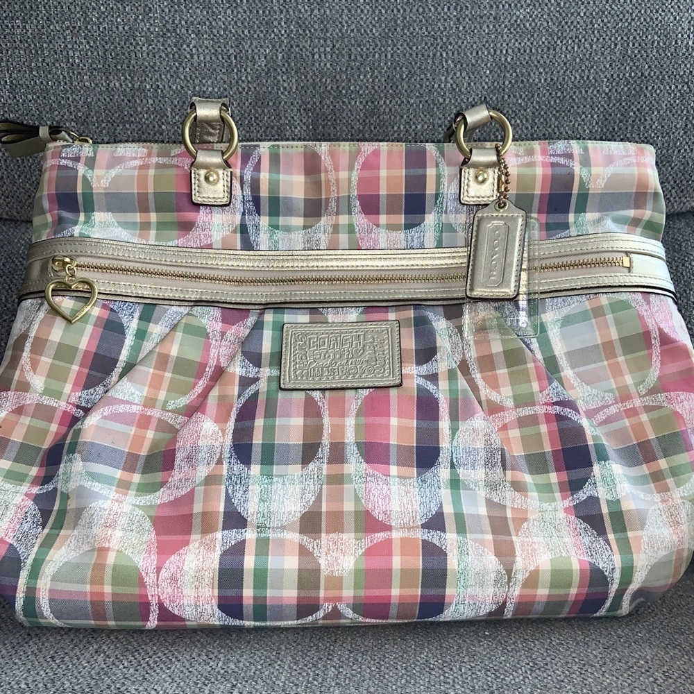 coach purse !!
